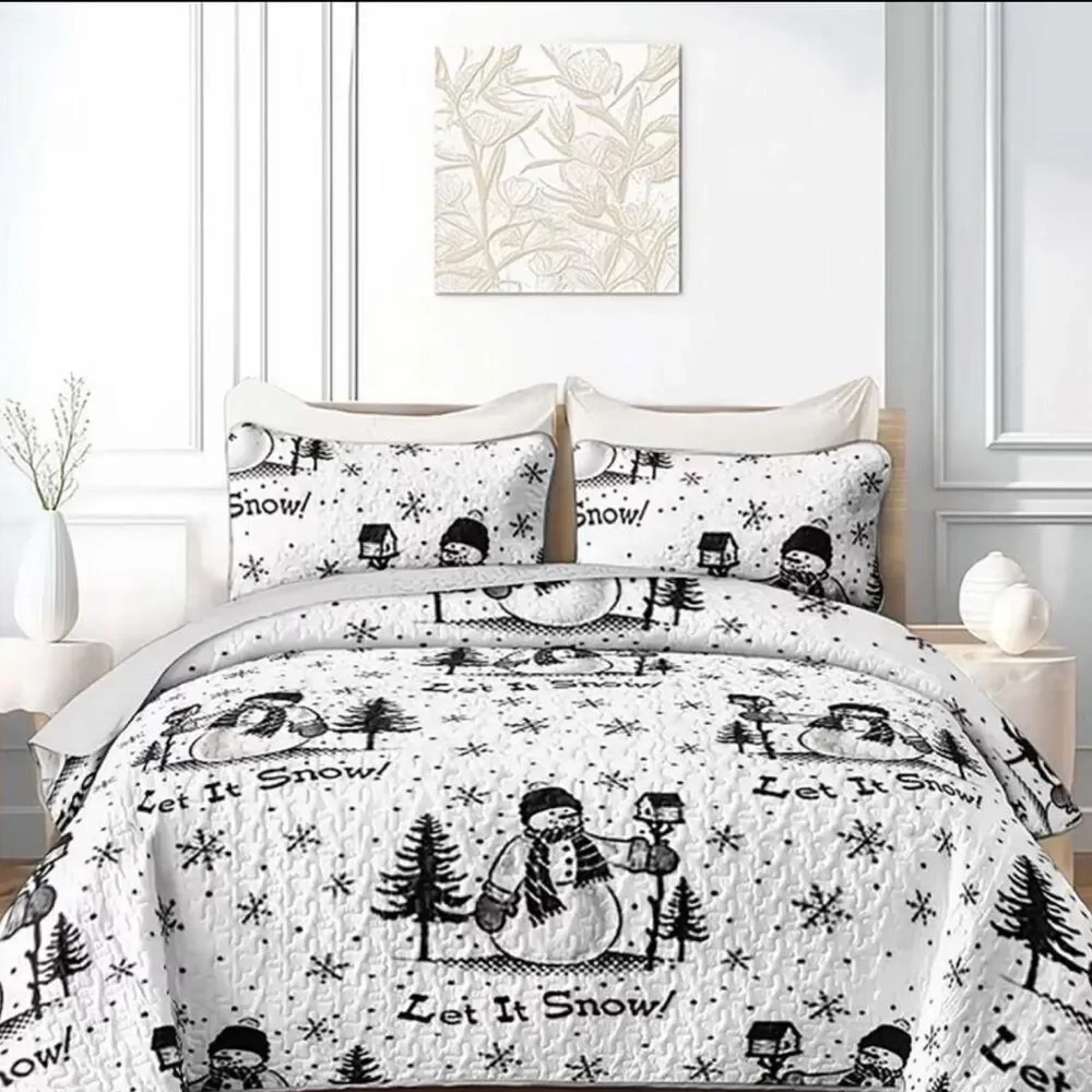 Cozy bedding set with snowman design.